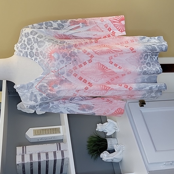 Style&Co Long sleeve top with hoodie - Picture 6 of 7